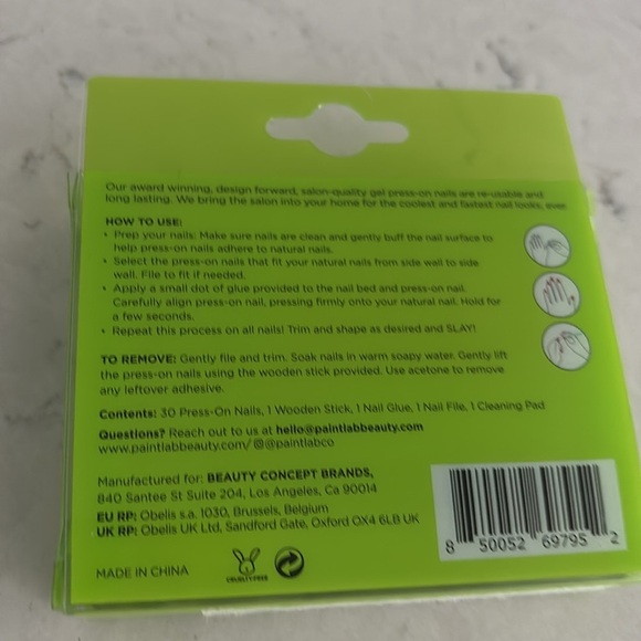 Press on nails - Picture 4 of 5